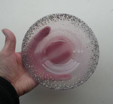 Load image into Gallery viewer, Vintage Pink Scottish Art Glass Vasart Shallow Bowl
