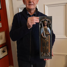 Load image into Gallery viewer, ALPHA STUDIOS. Plaster DANISH ROYALTY Plaques. Rare Vintage 1970s Pair of Medieval Style Wall Plaques
