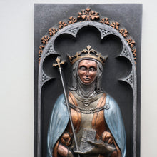 Load image into Gallery viewer, Pair of ALPHA STUDIOS Plaster DANISH ROYALTY Plaques. Rare Vintage 1970s Pair of Medieval Style Wall Plaques
