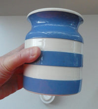 Load image into Gallery viewer, Vintage TG Green CORNISHWARE Lidded Storage Jar for CURRANTS: 5 Inches in Height. Black Shield Mark
