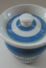 Load image into Gallery viewer, Vintage TG Green CORNISHWARE Lidded Storage Jar for CURRANTS: 5 Inches in Height. Black Shield Mark
