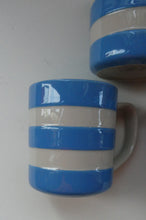 Load image into Gallery viewer, Set of THREE Contemporary CLASSIC TG Green CORNISHWARE Coffee Mugs
