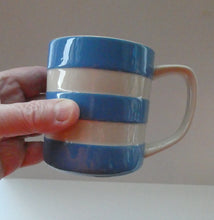 Load image into Gallery viewer, Set of THREE Contemporary CLASSIC TG Green CORNISHWARE Coffee Mugs
