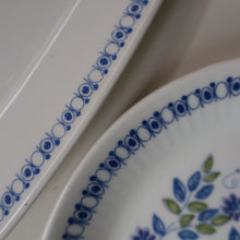Load image into Gallery viewer, THREE PIECES of Vintage Norwegian Ceramics by Figgjo Flint: Lotte Design. Large Oblong Dish and Two Side Plates
