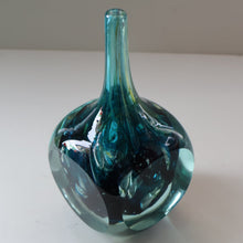 Load image into Gallery viewer, 1970s Mdina Glass FACETED CUBE VASE. Signed by Eric Dobson 1976

