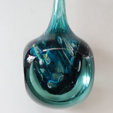Load image into Gallery viewer, 1970s Mdina Glass FACETED CUBE VASE. Signed by Eric Dobson 1976
