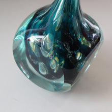 Load image into Gallery viewer, 1970s Mdina Glass FACETED CUBE VASE. Signed by Eric Dobson 1976
