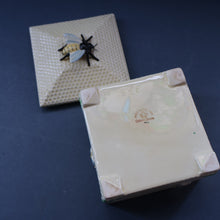 Load image into Gallery viewer, 1930s Art Deco CROWN DEVON Honey Pot or Box with Bee Finial on the Lid
