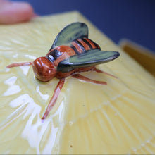 Load image into Gallery viewer, Vintage Mid-Century Continental Honey Pot or Box with Bee Finial on the Lid
