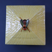 Load image into Gallery viewer, Vintage Mid-Century Continental Honey Pot or Box with Bee Finial on the Lid
