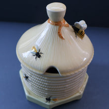 Load image into Gallery viewer, 1930s Art Deco CROWN DEVON Honey Pot in the Shape of a Round Beehive
