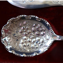 Load image into Gallery viewer, Antique Pair of Electro-Plate Berry Spoons &amp; Mother of Pearl Fruit Knife by JE &amp; SS. FITTED CASE
