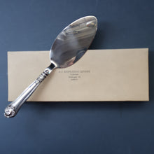 Load image into Gallery viewer, Vintage 1950s DANISH Cake Slice with Silver Handle. Marked Cohr &amp; Dated 1956
