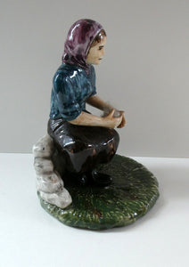 SCOTTISH POTTERY Vintage 1970s Figurine: Isle of Lewis Lady Gathering Wool by Coll Pottery