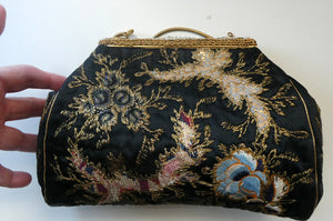  1930s Art Deco Evening Bag or Purse with Chinese Embroidery. Fancy Clasp with Seed Pearls