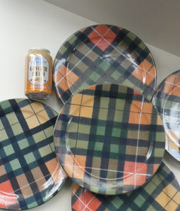SCOTTISH POTTERY. Vintage Tain Pottery DINNER PLATE. Heavy Duty Stoneware Pottery with Hand Painted Buchanan Tartan Pattern. 6 AVAILABLE