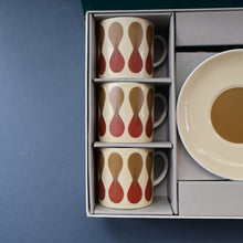 Load image into Gallery viewer, Set of Six 1960s Susie Cooper (Wedgwood). Rare DUMBELLS or Diablo Bone China Coffee Cans and Saucers. BOXED
