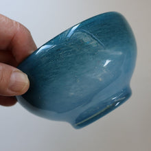 Load image into Gallery viewer, Small 1920s Antique Scottish Monart Pudding / Fruit Bowl. 4 3/4 inches (Shape ZA)
