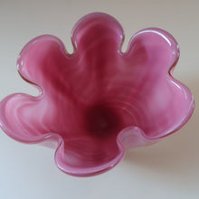 Load image into Gallery viewer, Vintage 1960s Rose Pink Chunky JAPANESE GLASS Vase by Hineri Iwatsu, Japan

