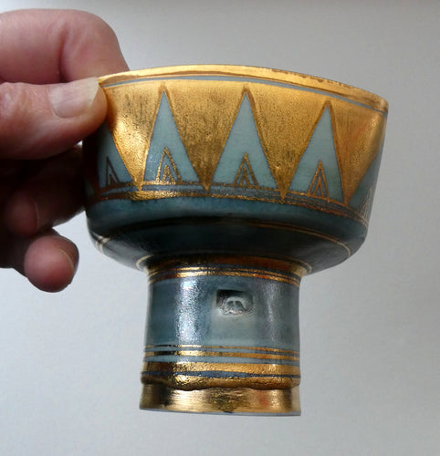 Cornish Studio Pottery. Miniature Gold Lustre PORCELAIN Footed Bowl by Mary Rich (1940 - 2022). SIGNED