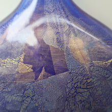 Load image into Gallery viewer, LARGE Azurene Vintage 1980s ISLE OF WIGHT Glass Royal Blue and Gold Lollipop Vase
