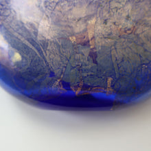 Load image into Gallery viewer, LARGE Azurene Vintage 1980s ISLE OF WIGHT Glass Royal Blue and Gold Lollipop Vase
