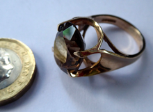 Load image into Gallery viewer, vintage 1970s 9ct gold Ring with Quartz Stone
