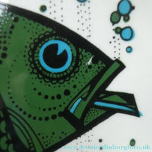 Load image into Gallery viewer, 1970's AQUARIUS Oval Plate. WASHINGTON POTTERY. Quirky Green Fish
