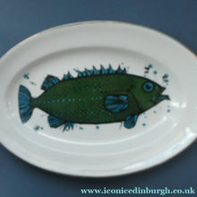Load image into Gallery viewer, 1970's AQUARIUS Oval Plate. WASHINGTON POTTERY. Quirky Green Fish
