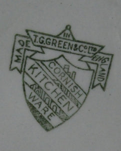 Rare PAIR of Vintage TG Green CORNISHWARE Covered Dish with  Old Green Shield Mark