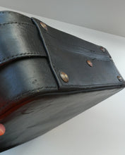 Load image into Gallery viewer, Vintage 1950s Thick Black Leather NORRIS LUGGAGE Small Travelling Case. With Original Old Cruise Labels
