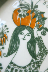 1960s Norwegian PLATE by Figgjo Flint (Sicilia Design) by Turi Gramstad. A Girl with Pumpkins