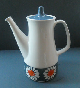 1970s DAISY Turi Design Coffee Pot. Daisy Pattern for Figgjo Flint, Norway