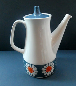 1970s DAISY Turi Design Coffee Pot, Milk Jug and Sugar Bowl for Figgjo Flint, Norway