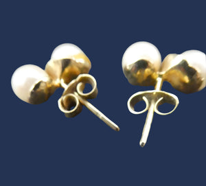 9ct Gold Stud Earrings with Twin Pearl Inclusions. Stamped 375