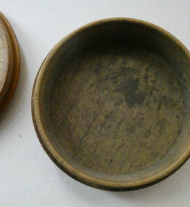 Antique SCOTTISH 19th Century MAUCHLINE Ware Trinket Box (c 1880), with an image of Holyrood Palace