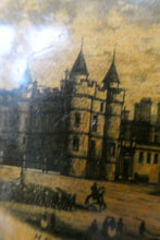 Load image into Gallery viewer, Antique SCOTTISH 19th Century MAUCHLINE Ware Trinket Box (c 1880), with an image of Holyrood Palace

