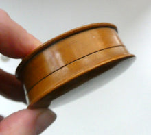 Load image into Gallery viewer, Antique SCOTTISH 19th Century MAUCHLINE Ware Trinket Box (c 1880), with an image of Holyrood Palace
