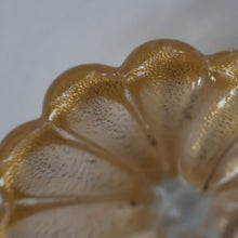 Load image into Gallery viewer, PAIR of Small 1950s Barovier &amp; Toso MURANO 'Cordonato d'Oro' gold leaf glass bowls
