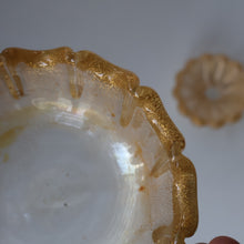 Load image into Gallery viewer, PAIR of Small 1950s Barovier &amp; Toso MURANO 'Cordonato d'Oro' gold leaf glass bowls

