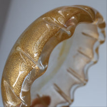 Load image into Gallery viewer, PAIR of Small 1950s Barovier &amp; Toso MURANO 'Cordonato d'Oro' gold leaf glass bowls
