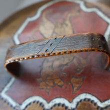 Load image into Gallery viewer, Antique SCANDINAVIAN Folk Art Bentwood Tine / Svepask Box with Crowned Lion Crest on the Lid
