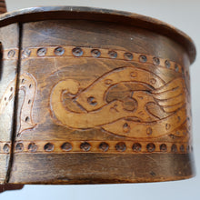 Load image into Gallery viewer, Antique SCANDINAVIAN Folk Art Bentwood Tine / Svepask Box with Crowned Lion Crest on the Lid
