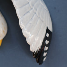 Load image into Gallery viewer, A/ LARGE Vintage BESWICK Seagull Wall Plaque. Model Number 658/1
