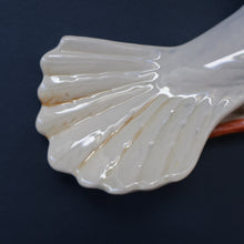 Load image into Gallery viewer, A/ LARGE Vintage BESWICK Seagull Wall Plaque. Model Number 658/1
