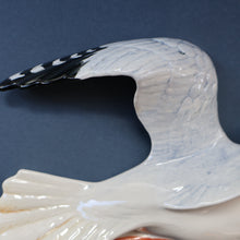 Load image into Gallery viewer, A/ LARGE Vintage BESWICK Seagull Wall Plaque. Model Number 658/1
