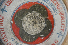 Load image into Gallery viewer, Antique 19th Century Dark MAUCHLINE Ware Thread Box.
