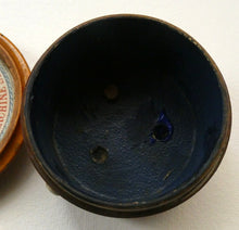 Load image into Gallery viewer, Antique 19th Century Dark MAUCHLINE Ware Thread Box.
