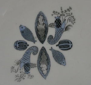 Vintage 1950s Wedgwood SIX DINNER PLATES. Persephone / Harvest Festival Pattern with Stylised Fish. 10 inches