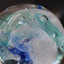 Load image into Gallery viewer, SCOTTISH PAPERWEIGHT: 1992 Caithness Paperweight: RUFFLES by Alistair Macintosh
